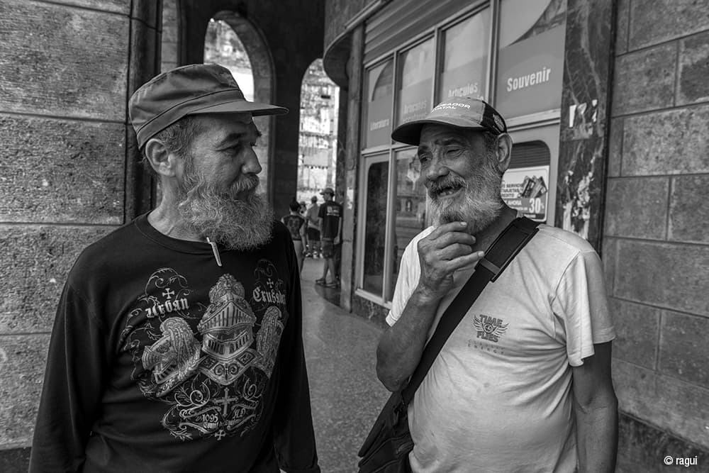 Los barbudos